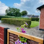 بيت للعطل Scandinavian House Hotel- Holbol, *
