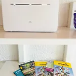 Scandinavian House Hotel- Holbol, بيت للعطل Kruså