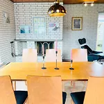 بيت للعطل Scandinavian House Hotel- Holbol, *