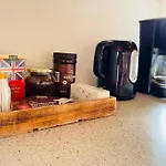 بيت للعطل Scandinavian House Hotel- Holbol, *