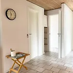 بيت للعطل Scandinavian House Hotel- Holbol,