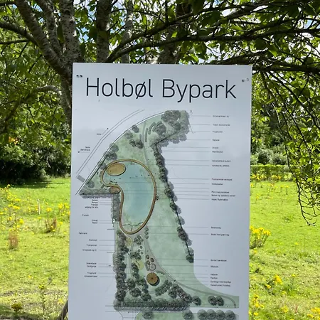 Scandinavian House Hotel- Holbol, 別荘 *