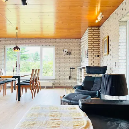 Scandinavian House Hotel- Holbol, 別荘