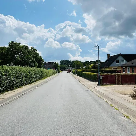 Scandinavian House Hotel- Holbol, 別荘